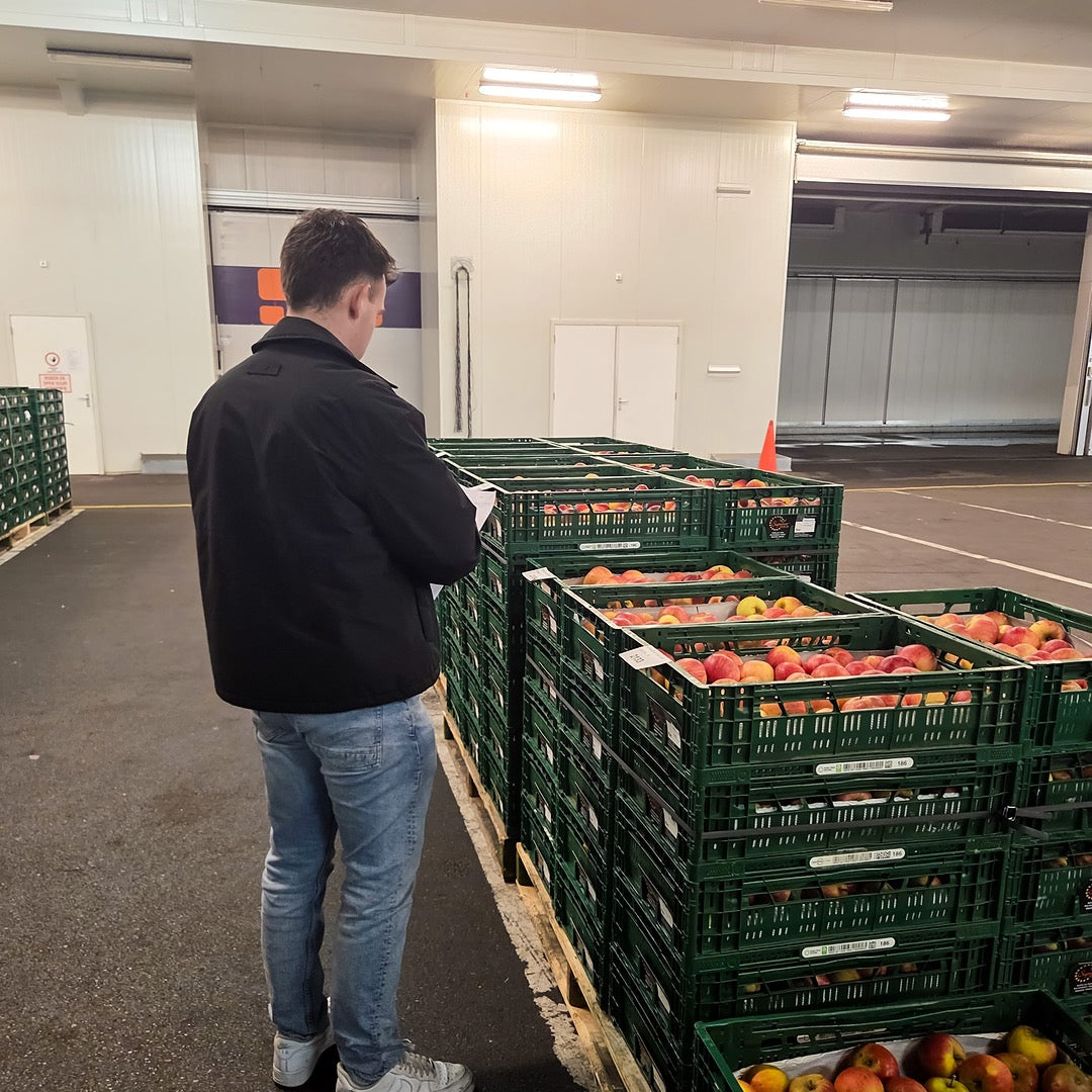 vers fruit ingekocht door Arjan bij lokale groothandel